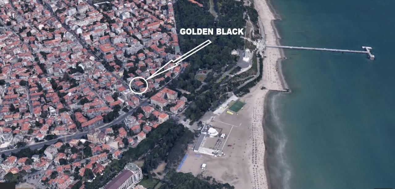 Golden Black Apartment Burgas Exterior photo